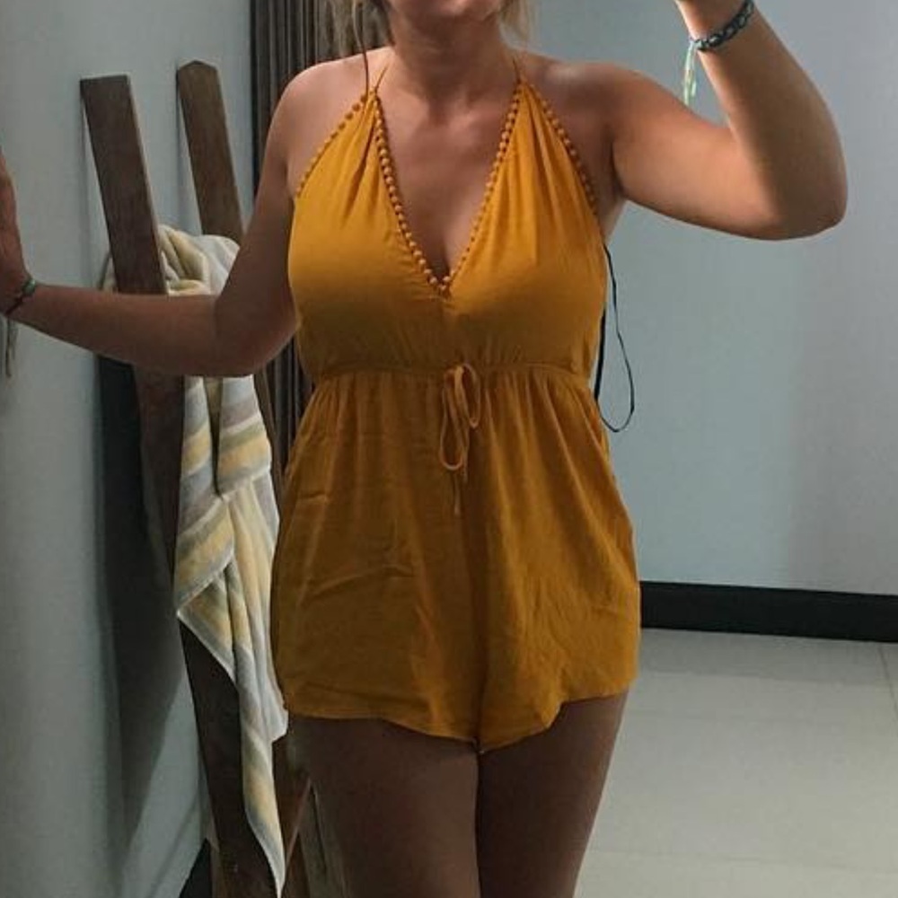 Open back sleeveless romper